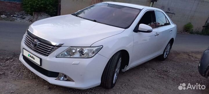Toyota Camry, 2013