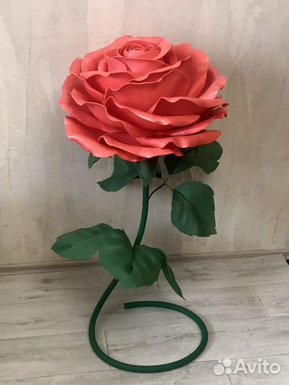 Ростовые цветы из изолона