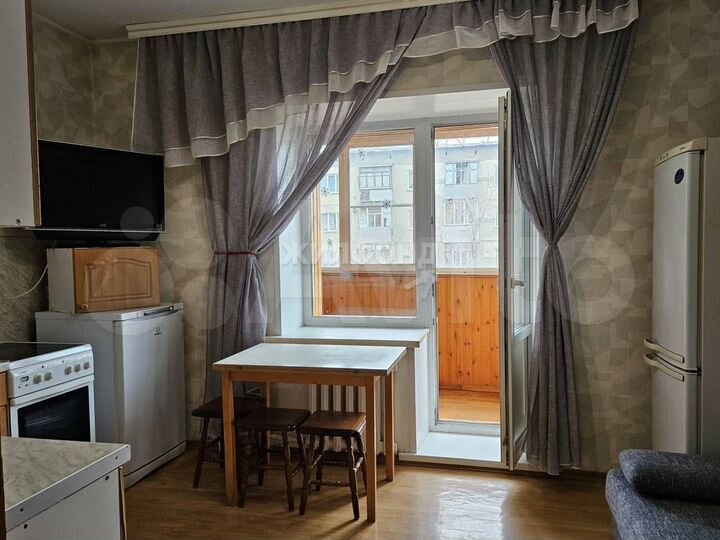 2-к. квартира, 69,8 м², 3/5 эт.