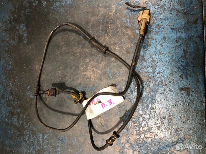 Датчик ABS задний правый Chrysler Voyager 4