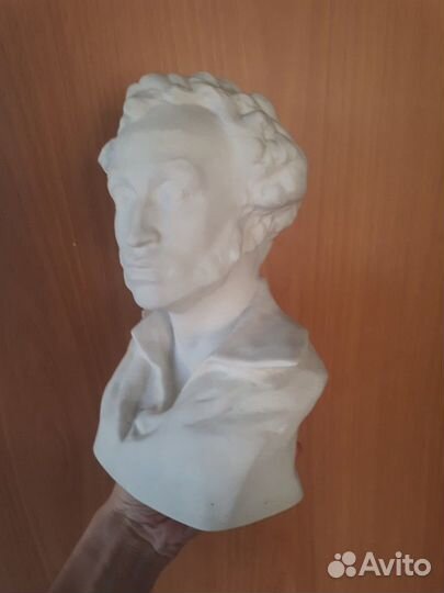 Бюст Пушкин Ленинградский фарфоровый завод 1940х г