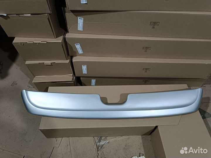 Спойлер ваз 2114 цвет серебристый