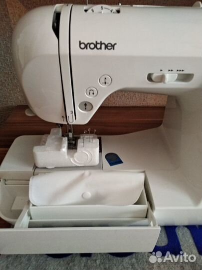 Швейная машина Brother