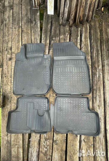 Коврики на renault duster