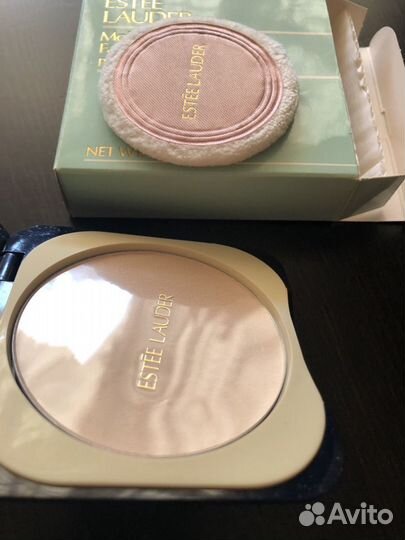 Estee lauder Moisture-Balanced Face Powder Poudre