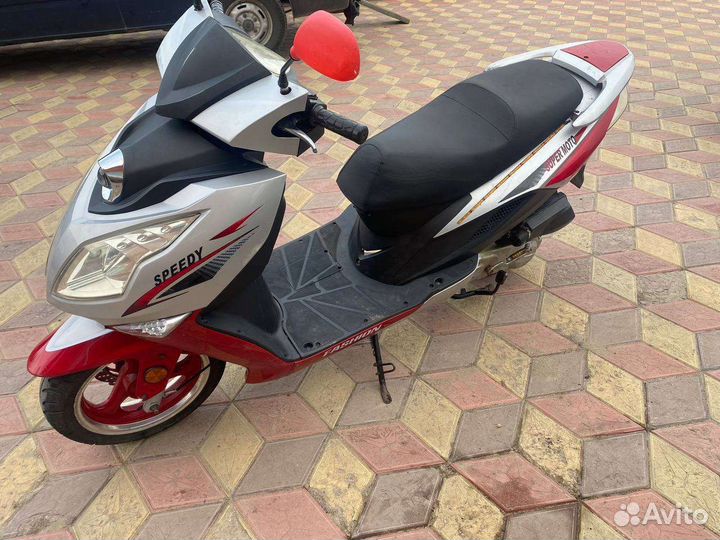 Скутер Booster Maxi 80cc