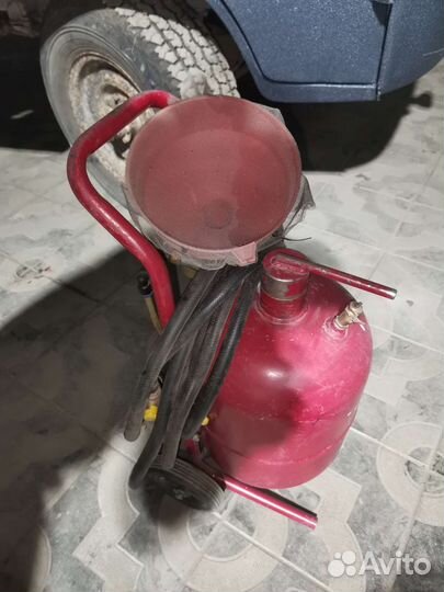 Пескоструйный аппарат