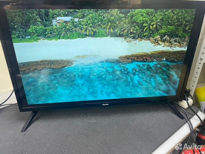 Телевизор Philips 32 HD в отличном состоянии