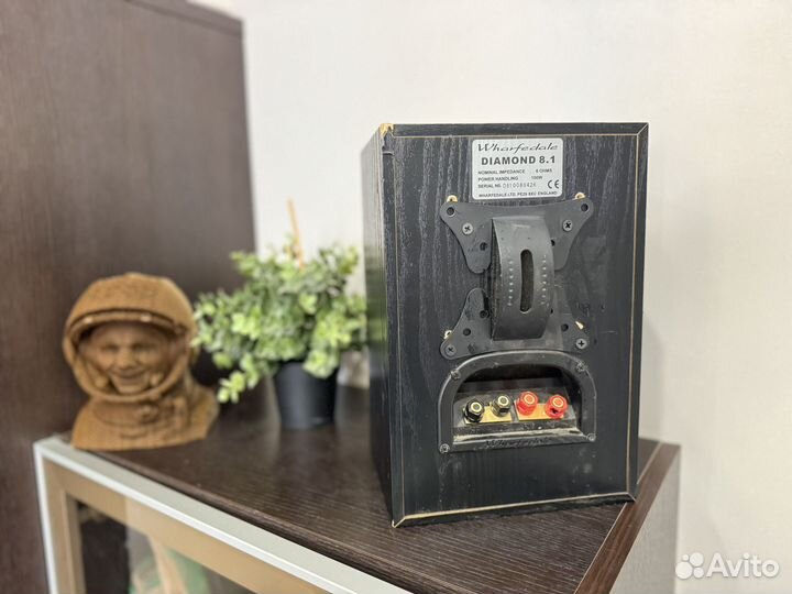 Wharfedale diamond 8.1 полочные колонки