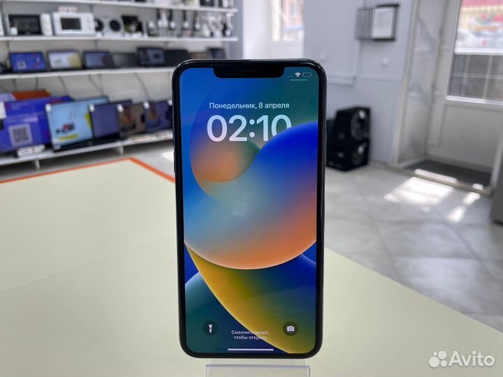 iPhone 11 Pro Max, 64 ГБ