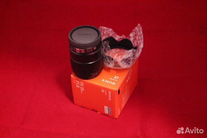 Sony 35mm f/1.8 FE Новый