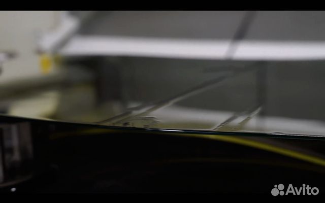 Дверь стеклянная межкомнатная