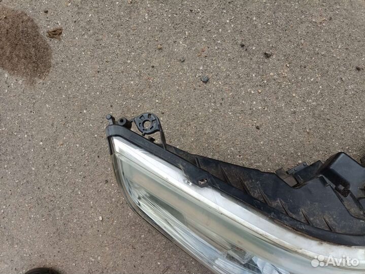 Фара Citroen c4 первое поколение