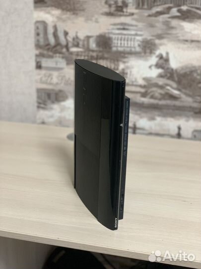Sony PS3 super slim