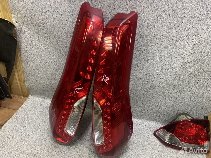 Фонарь Nissan X-Trail T31