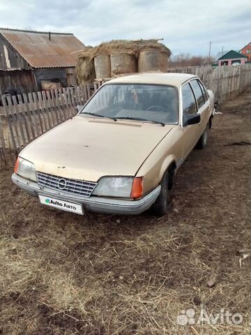 Opel Rekord 2.0 MT, 1984, 24 000 км с пробегом, цена 55000 руб.