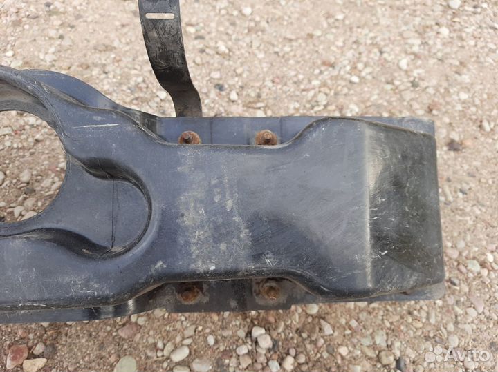 Усилитель заднего бампера Киа Спектра