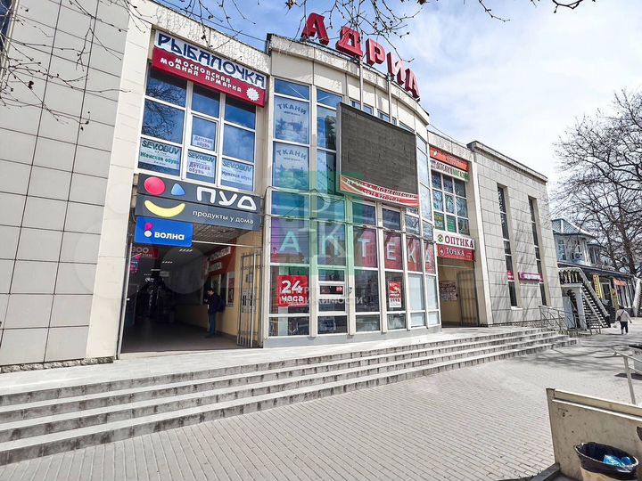 Помещение 28 м2 на первой линии пора