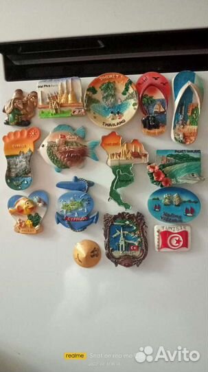 Магниты на холодильник из разных стран