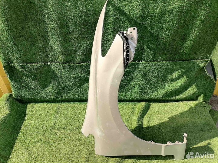 Крыло переднее правое Honda Civic FD1 FD3