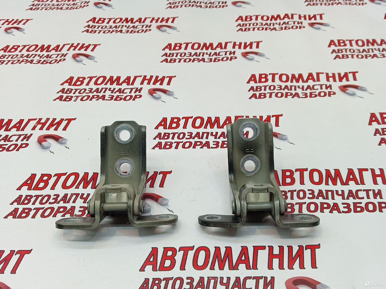 Петл двери передней правой Киа Соул 3 SK3