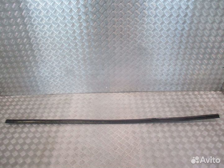 Уплотнитель крыши Scania 1451782