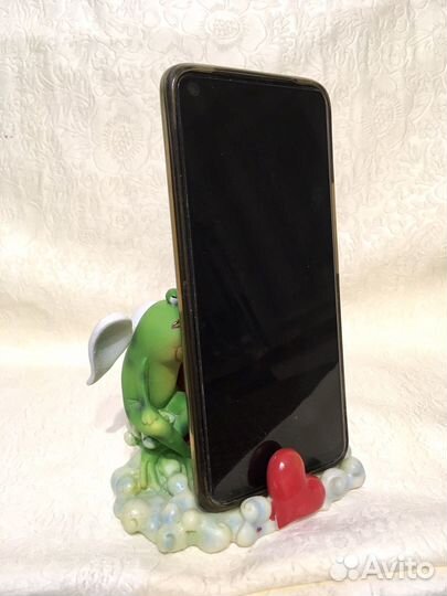 Сувенирная подставка для телефона