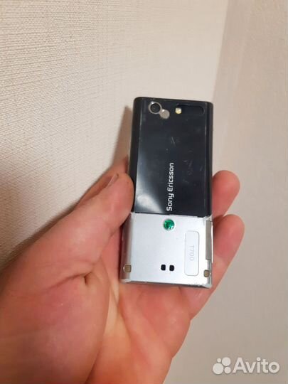 Sony Ericsson T700