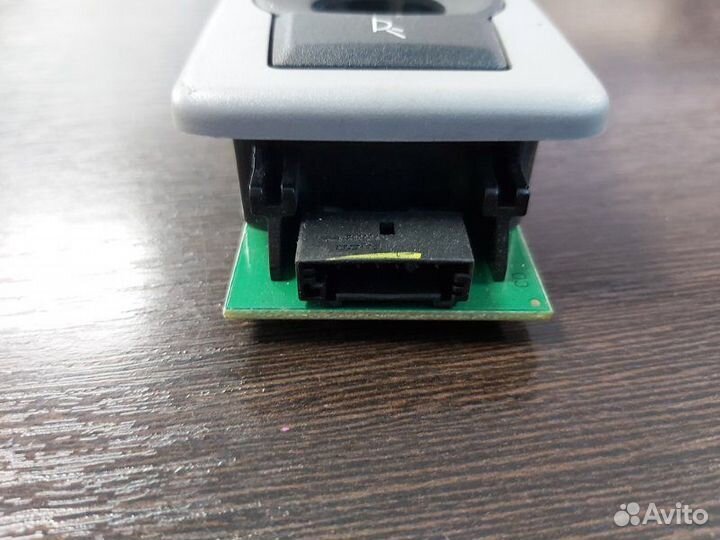 Плафон салона задний левый Bmw X5 4.8I E70 N62N