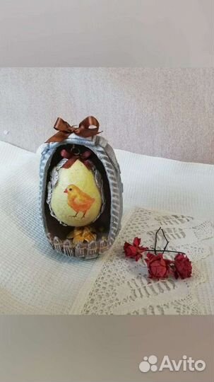 Яйцо в яйце интерьерный сувенир