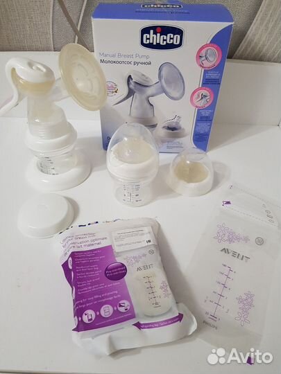 Молокоотсос chicco+пакетами для хранения молока