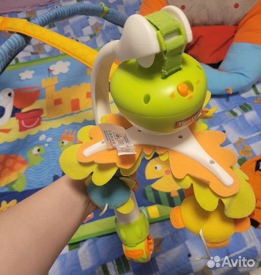 Детские игрушки, прыгунки, кресло, коврик