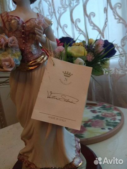 Фарфоровые статуэтки Италия