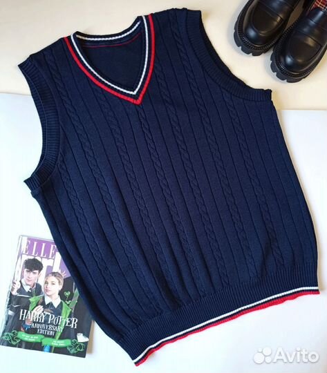 Жилет вязаный новый