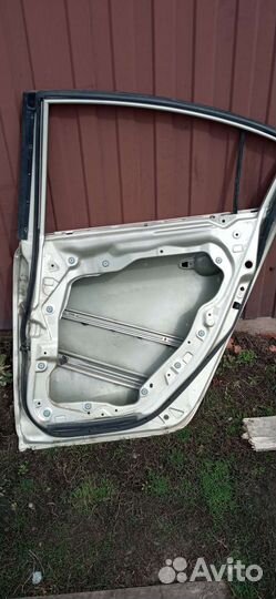 Двери правые mazda 3 bk