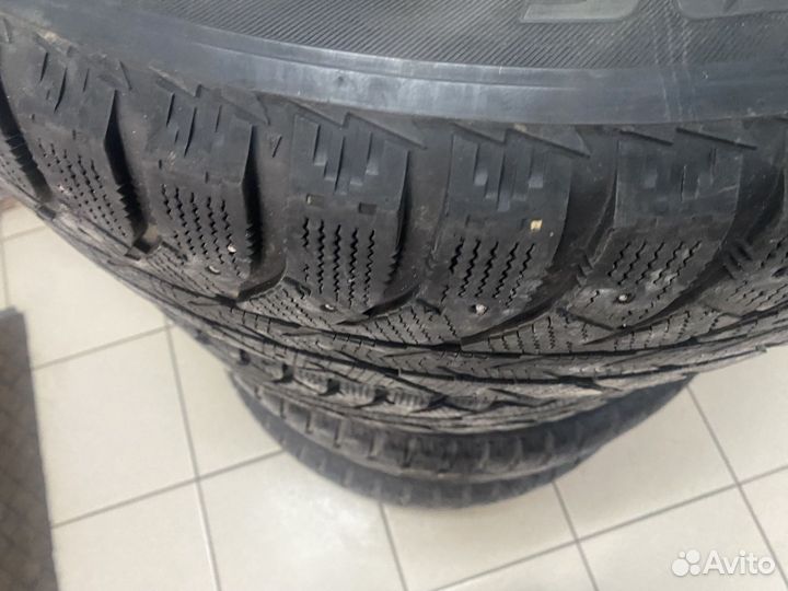 Bridgestone Ice Cruiser 7000 265/60 R18 114T