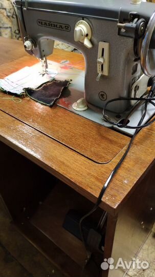 Швейная машинка