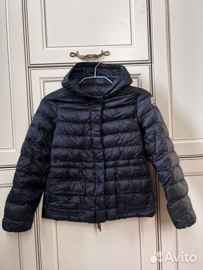 Пуховик moncler детский 128 (весна)