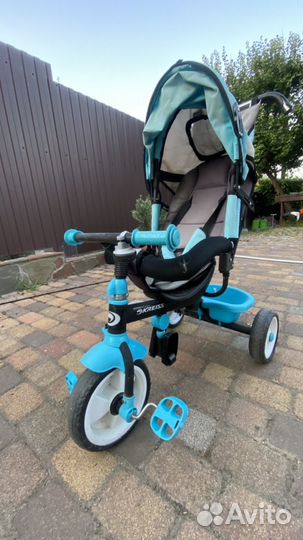 Детский велосипед с родительской ручкой