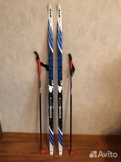 Лыжи беговые детские 150 с палками