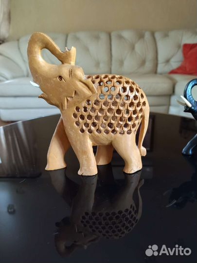 Статуэтка слон