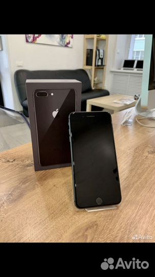 Телефон iPhone 8 plus