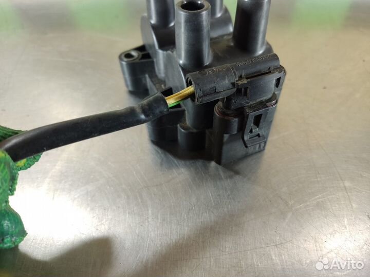 Катушка зажигания Renault Logan 2005 2014
