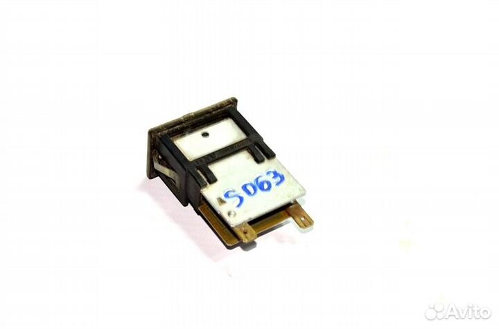 Выключатель, регулятор освещения приборной панели