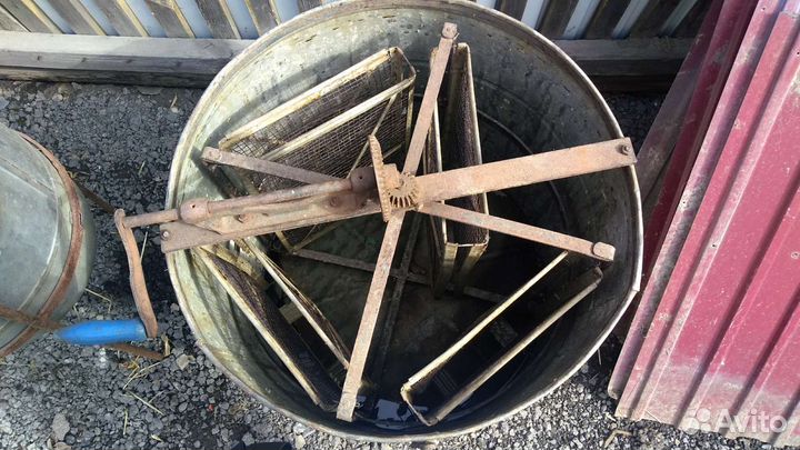 Медогонка 4 рамочная