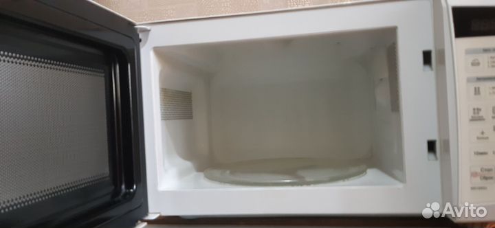 Микроволновая печь