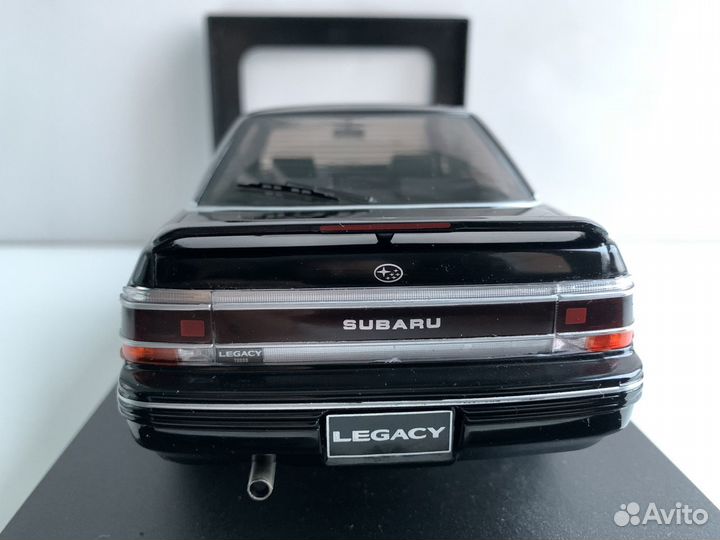 Модель 1:18 IXO Subaru Legacy RS 1991 год