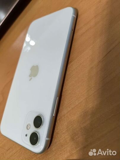 Мобильные телефоны бу iPhone 11