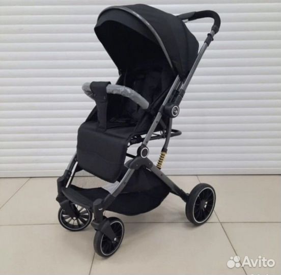 Коляска luxmom 525 с перекидной ручкой