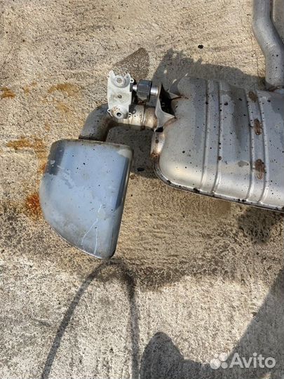 Б/У глушитель - В хорошем состоянииn- оригиналnnу